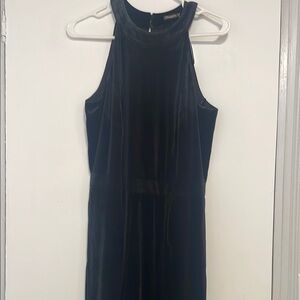 Stunning J. McLaughlin velvet jumpsuit size 12